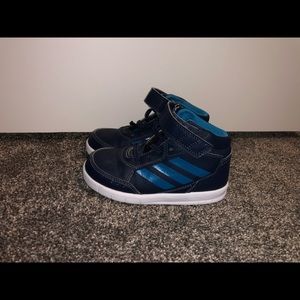 Addidas size 9